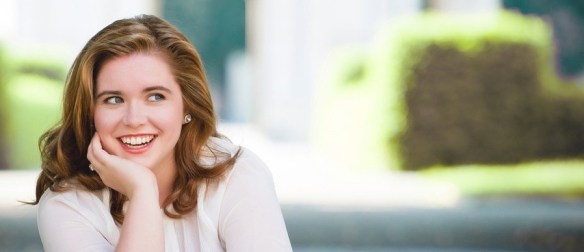 tara-erraught-mezzo-sopran-salzburg-faust-104__v-img__16__9__xl_-d31c35f8186ebeb80b0cd843a7c267a0e0c81647